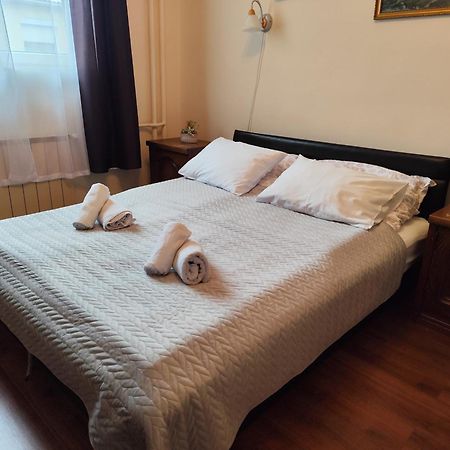 Bazilika Vendeghaz Hotel Егер Екстериор снимка