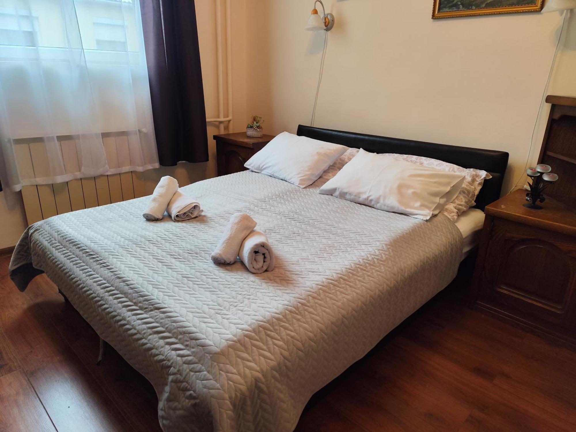 Bazilika Vendeghaz Hotel Егер Екстериор снимка